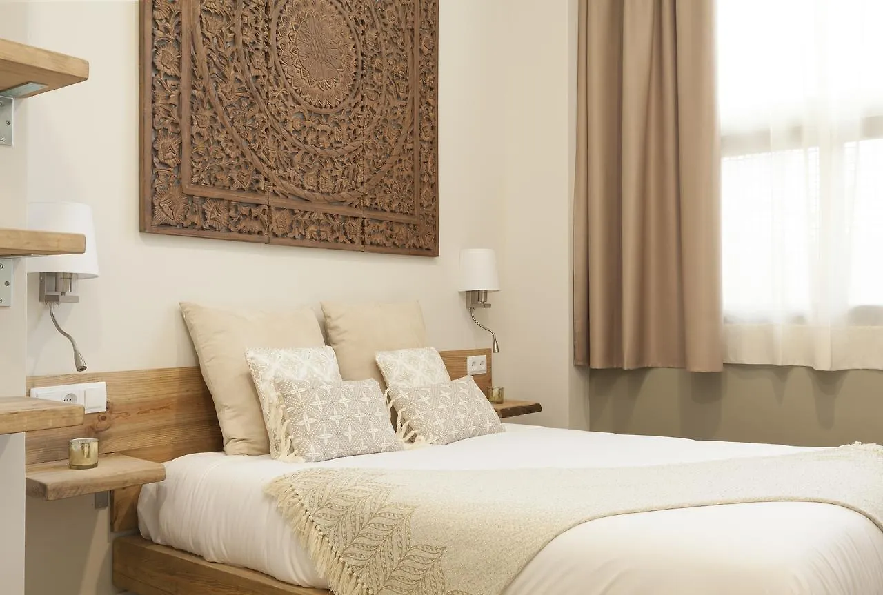 Hotel Radha Оспиталет-де-Льобрегат